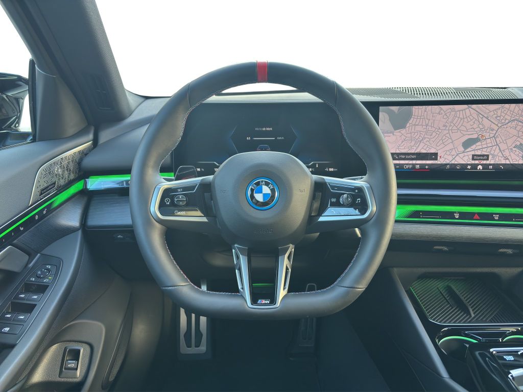 BMW i5 2025