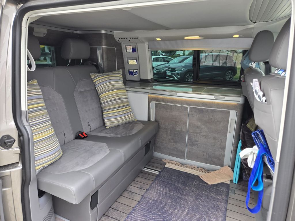 Volkswagen T6 California 2023