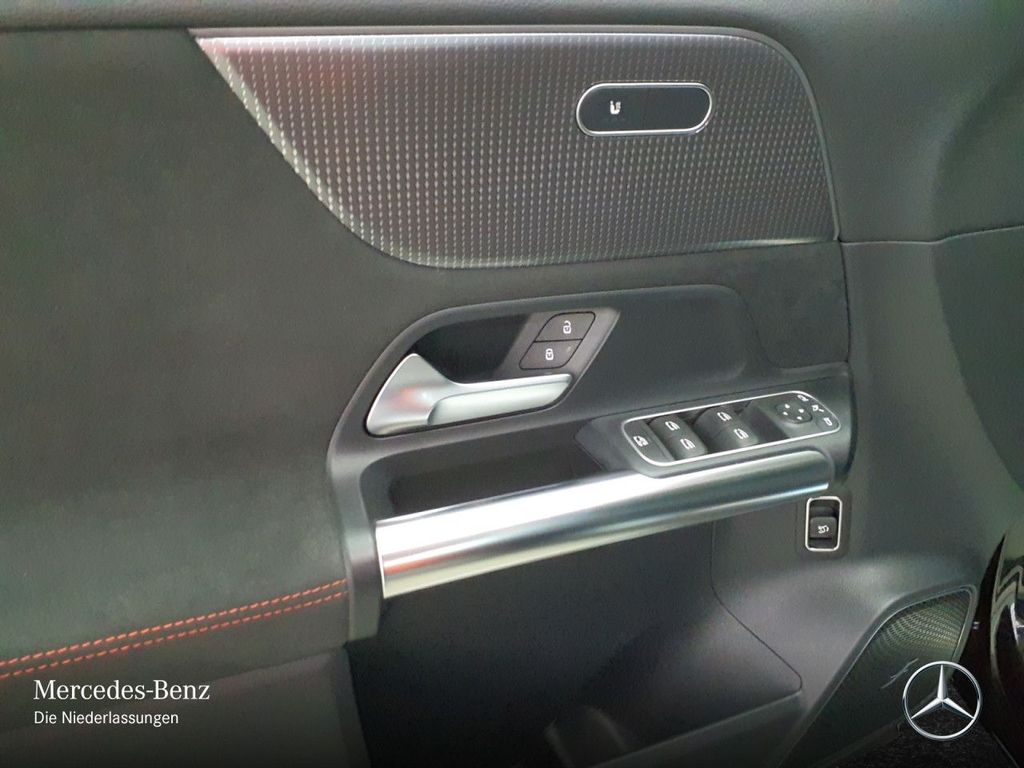 Mercedes-Benz EQA 2021