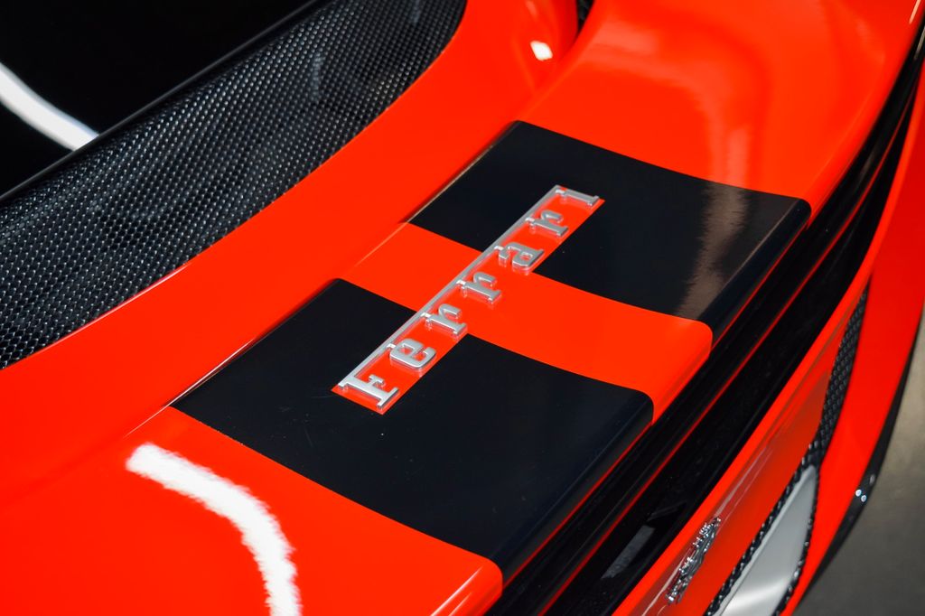 Ferrari 296 GTS 2025