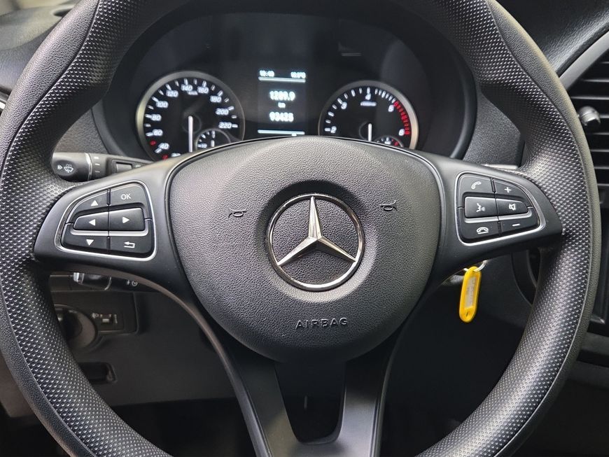 Mercedes-Benz Vito 2023