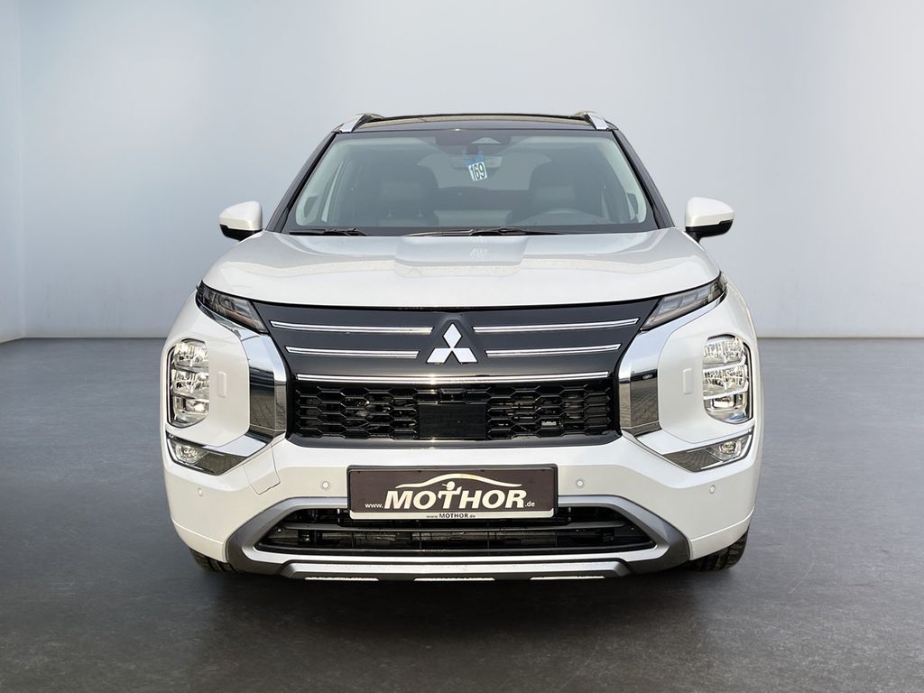 Mitsubishi Outlander 2025