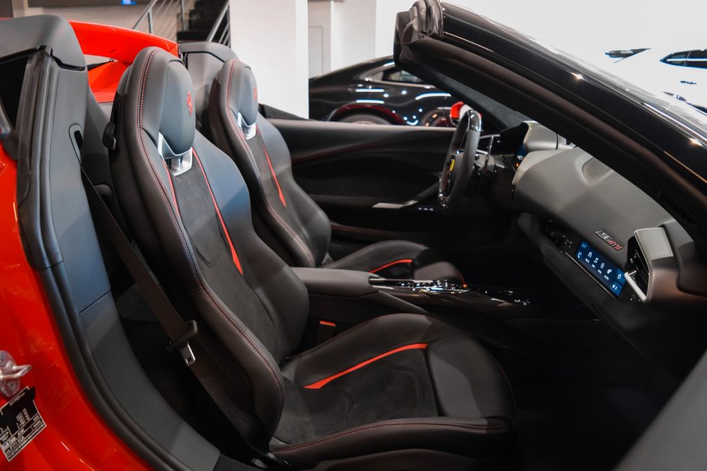 Ferrari 296 GTS 2025