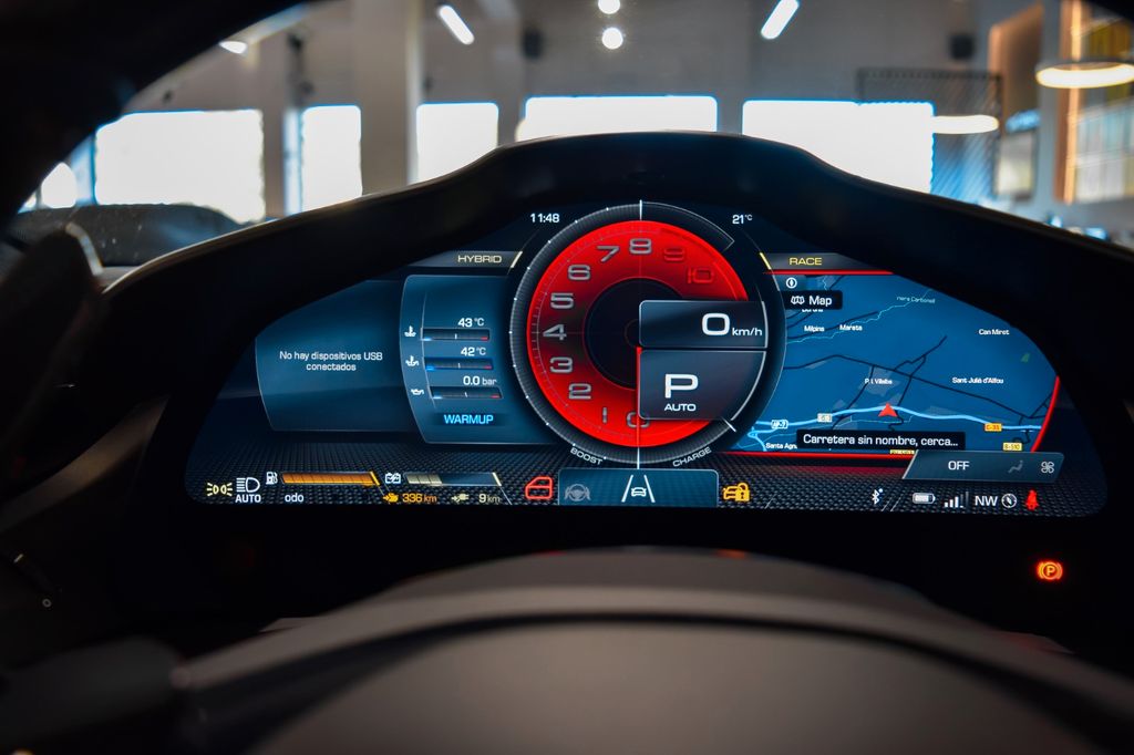 Ferrari 296 GTS 2025