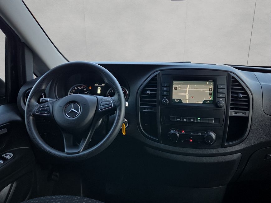 Mercedes-Benz Vito 2023
