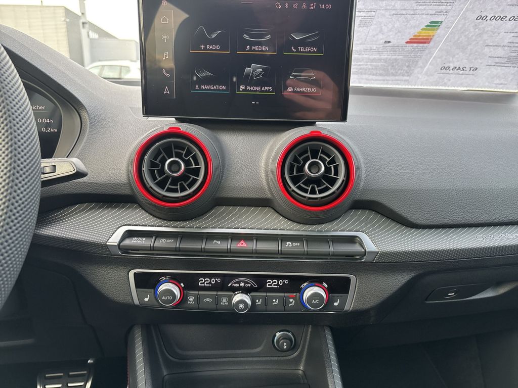 Audi SQ2 2025