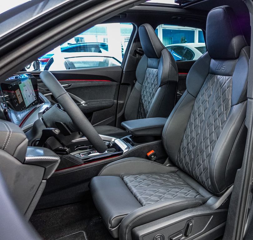 Audi SQ5 2025