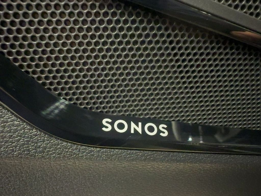 Audi RSQ3 2024