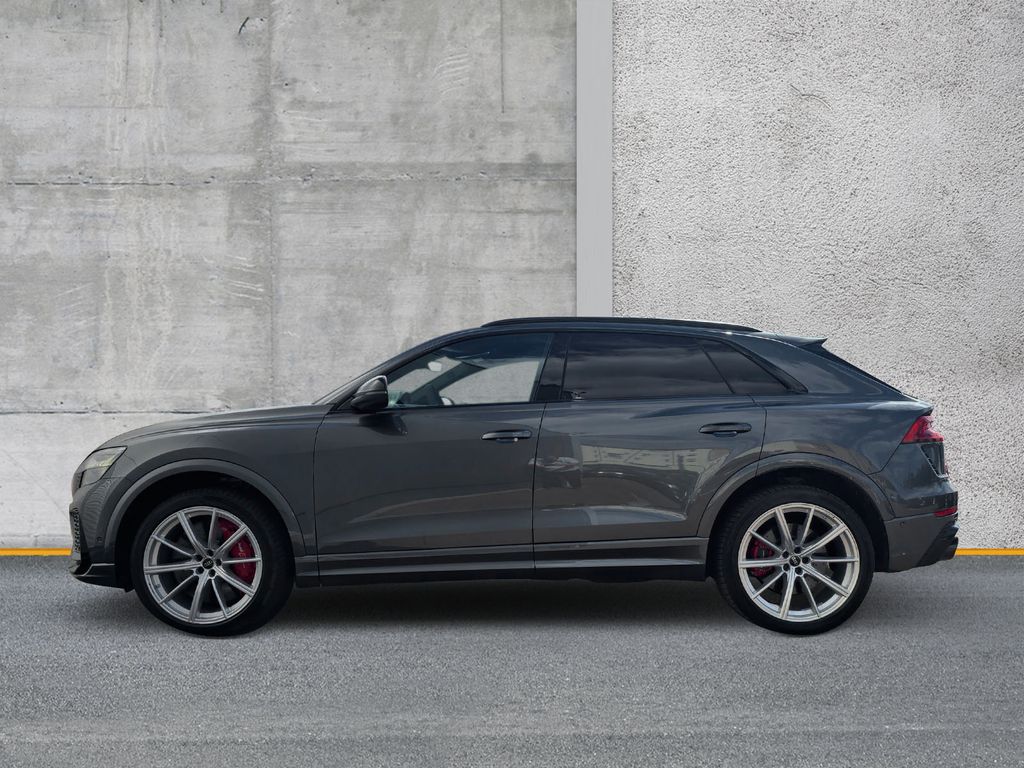 Audi RSQ8 2024