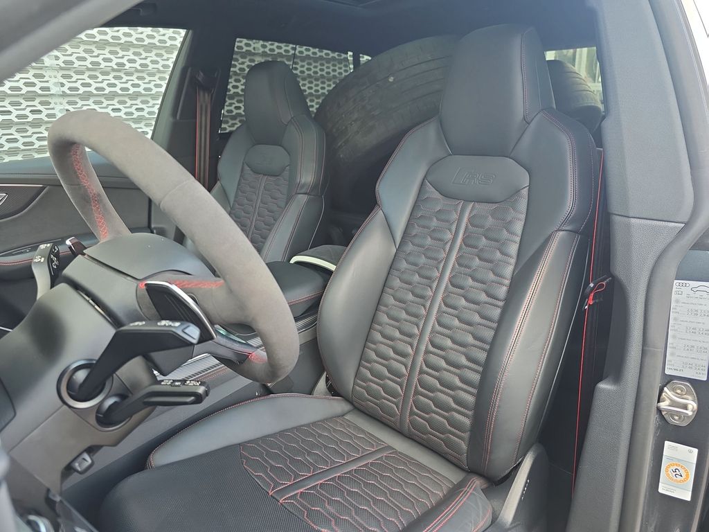 Audi RSQ8 2024