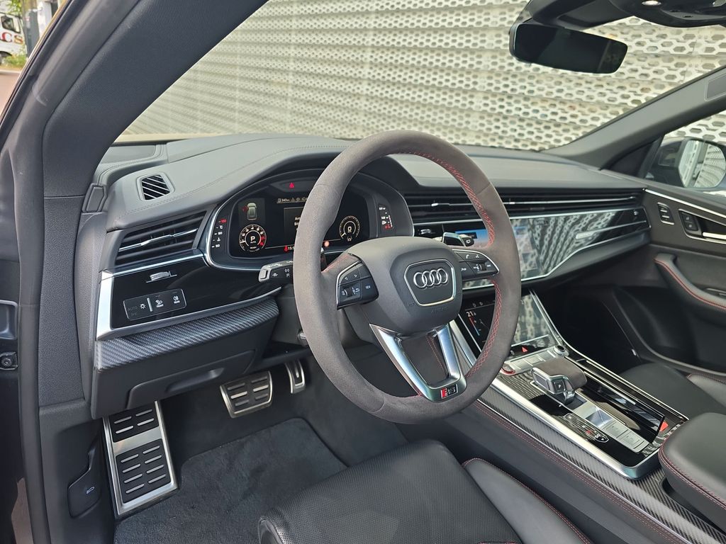 Audi RSQ8 2024