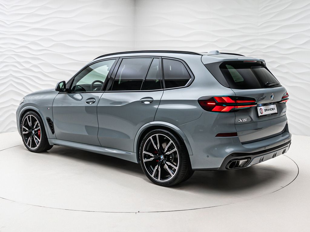 BMW X5 2025