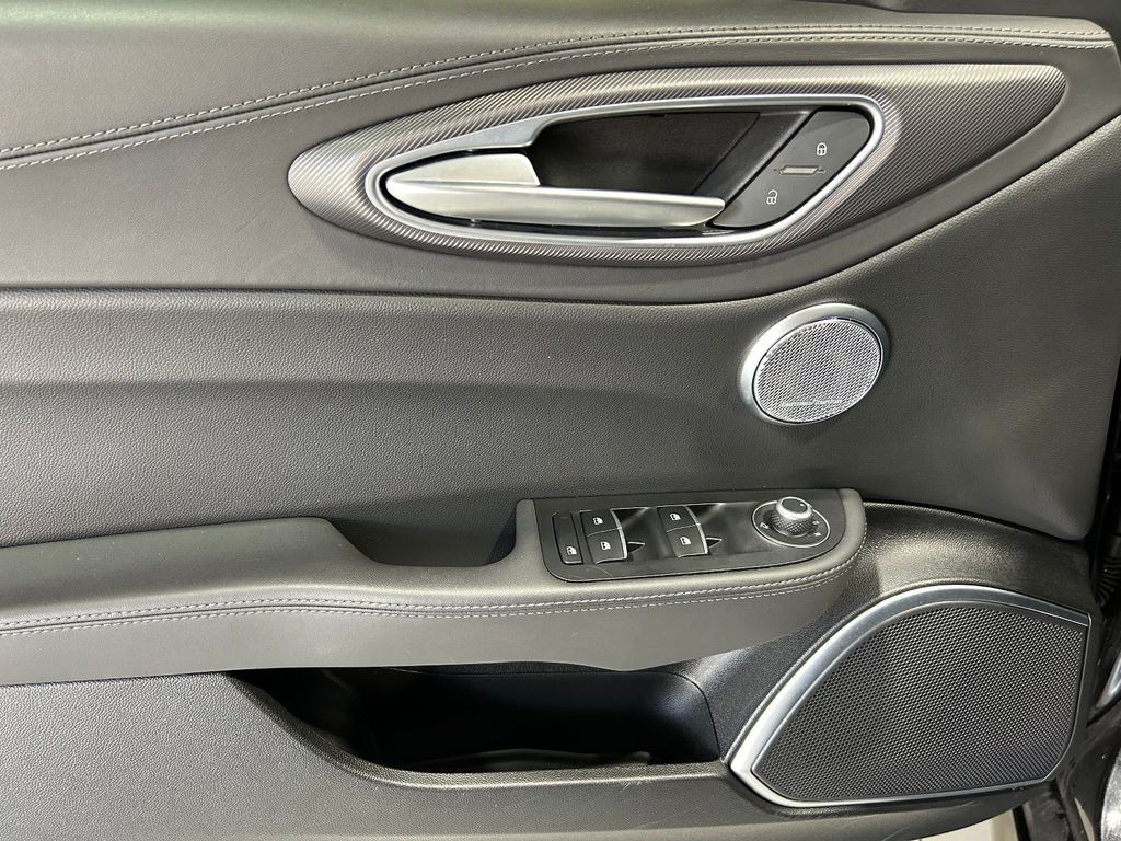 Alfa Romeo Giulia 2023