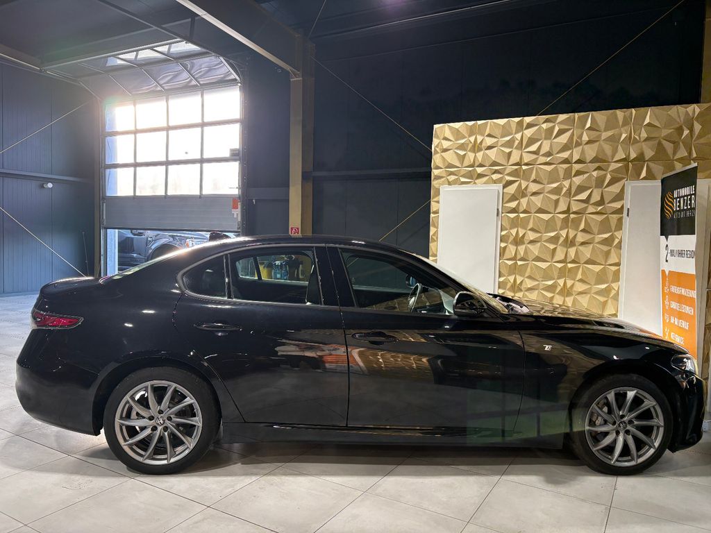 Alfa Romeo Giulia 2023