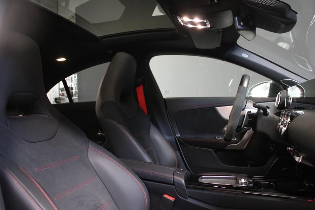 Mercedes-Benz CLA 45 AMG 2024