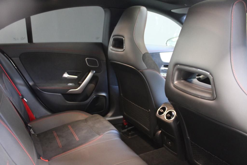 Mercedes-Benz CLA 45 AMG 2024