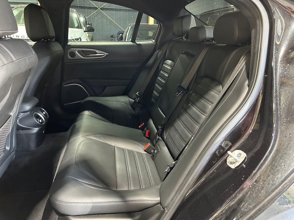 Alfa Romeo Giulia 2023