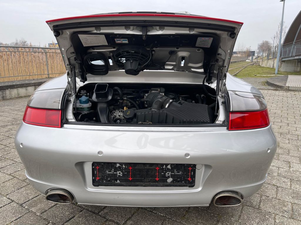 Porsche 996 2004
