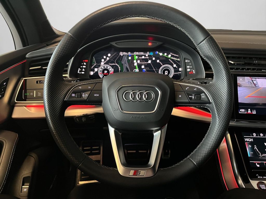 Audi SQ7 2023