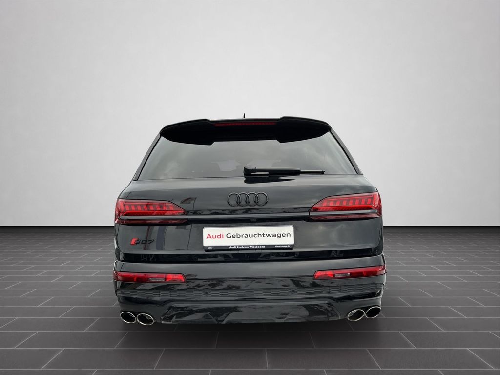 Audi SQ7 2023