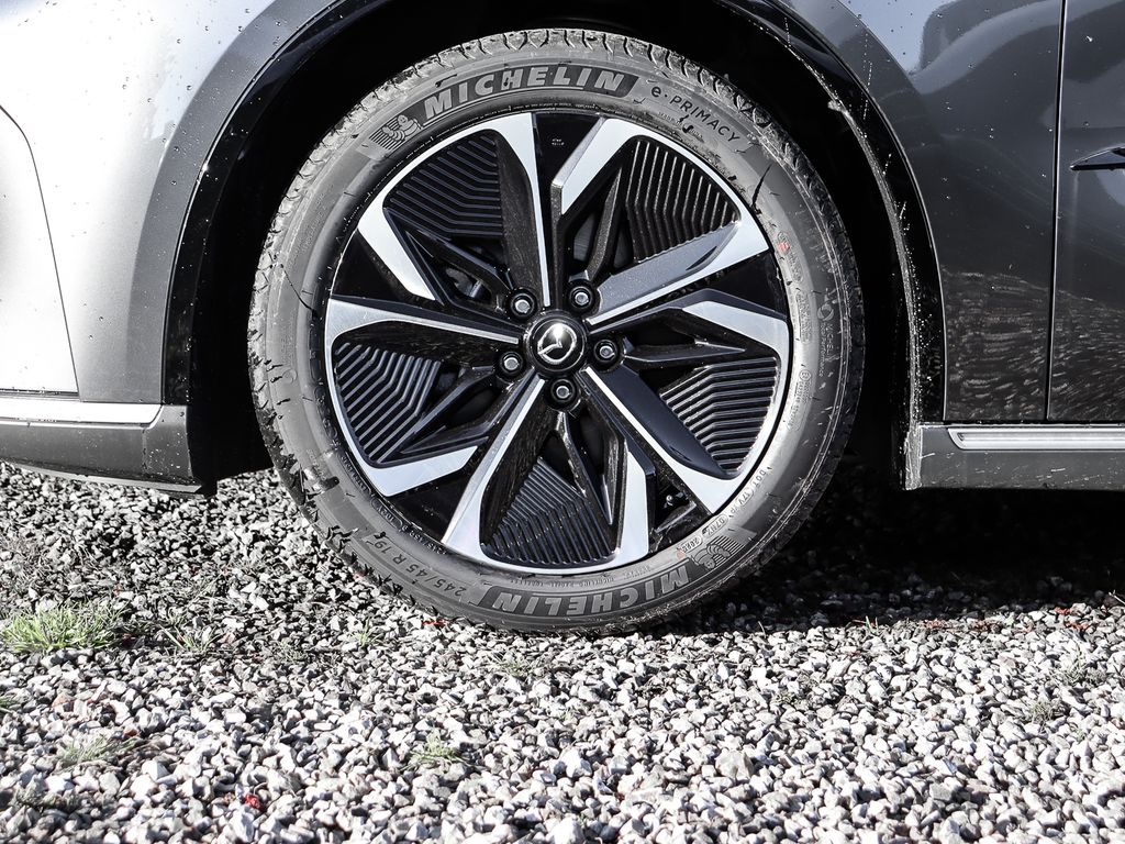 Mazda 6e