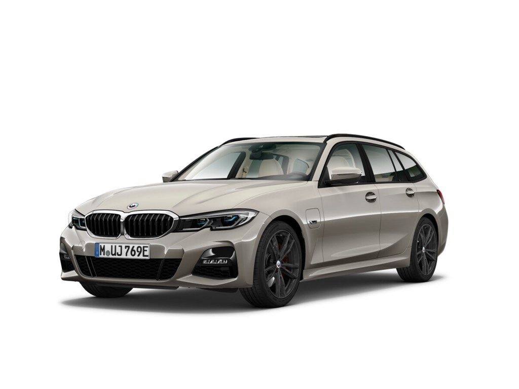 BMW 330 2022