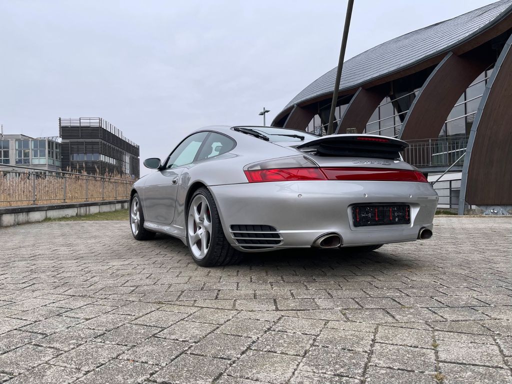 Porsche 996 2004