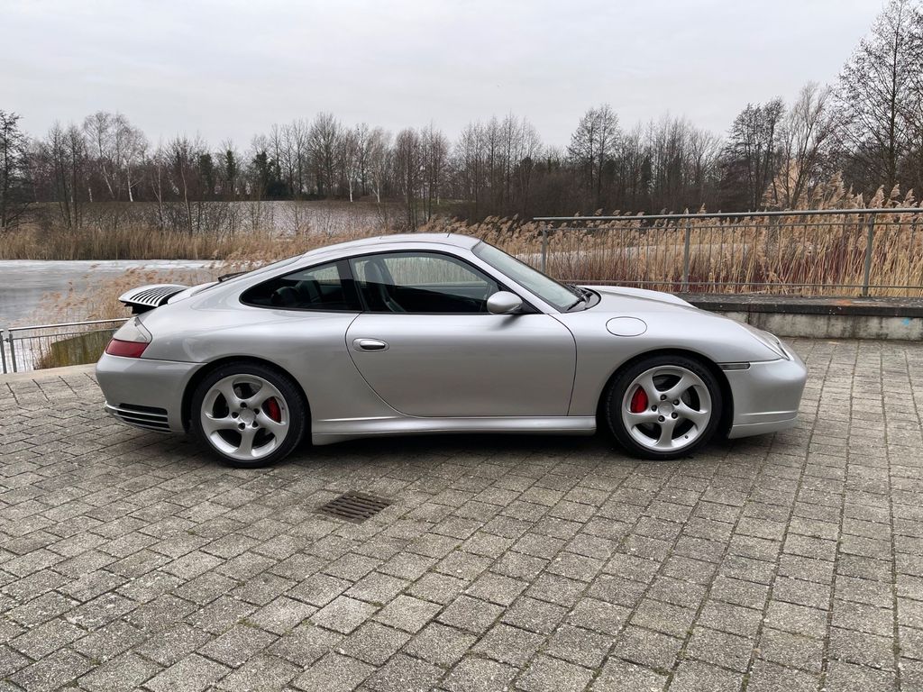 Porsche 996 2004