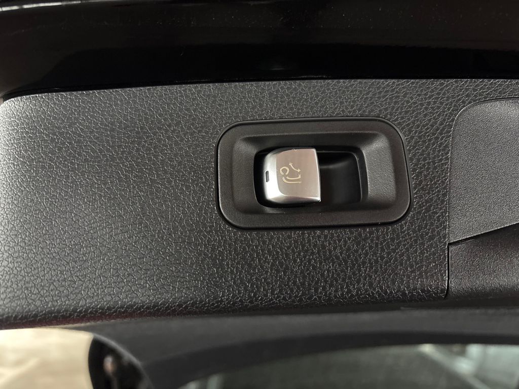 Mercedes-Benz E 300 2022