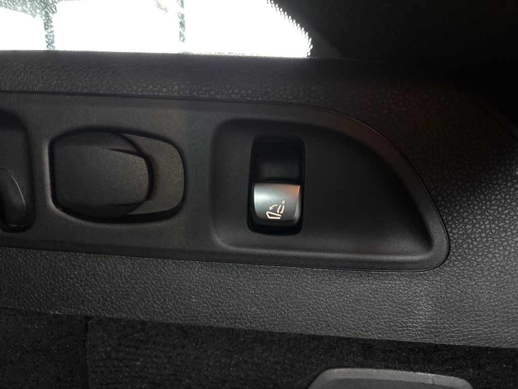 Mercedes-Benz E 300 2022