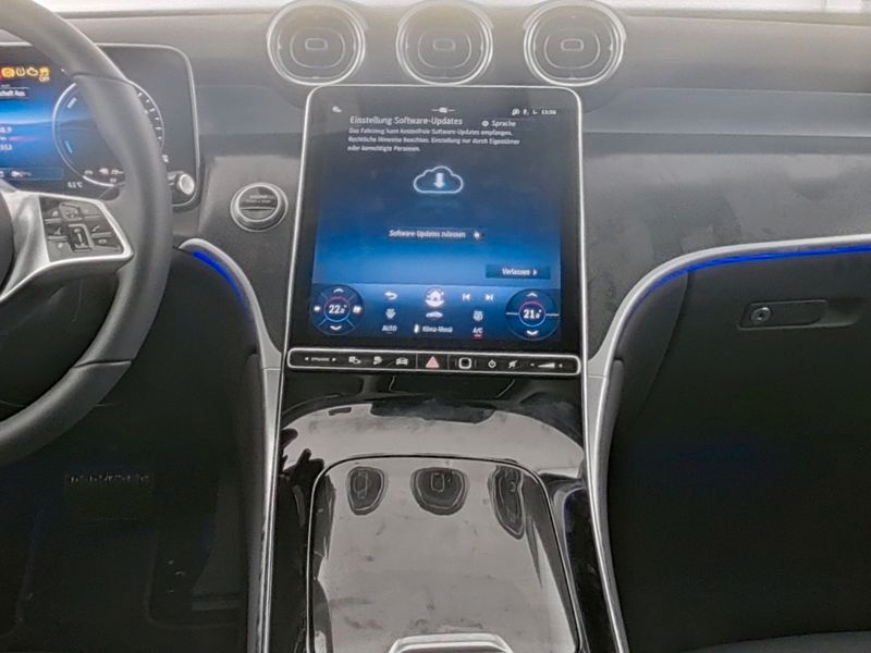 Mercedes-Benz GLC 300 2025