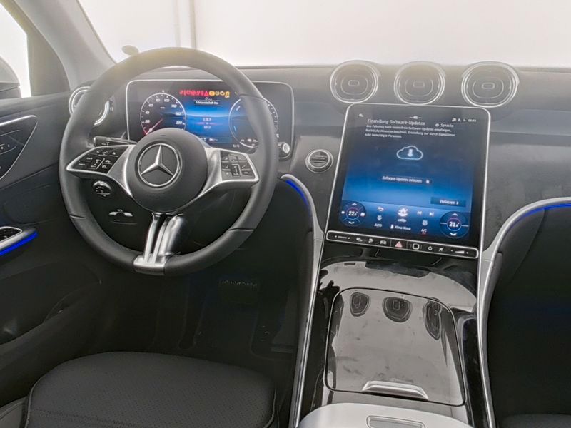 Mercedes-Benz GLC 300 2025