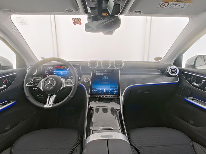 Mercedes-Benz GLC 300 2025