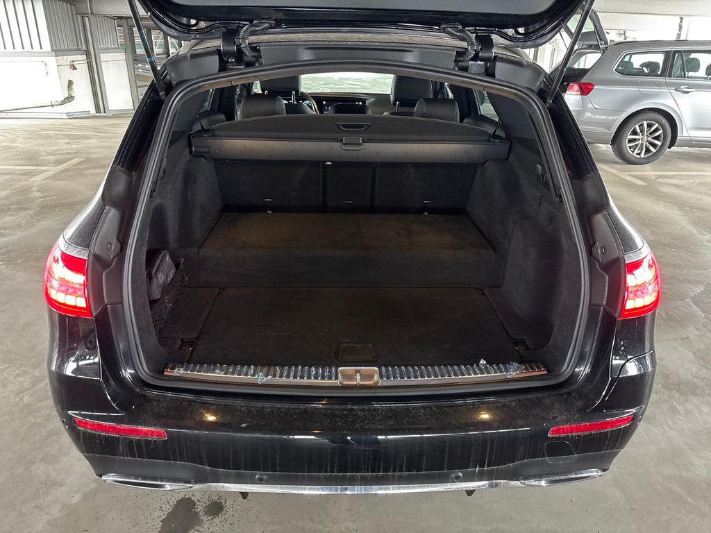 Mercedes-Benz E 300 2022