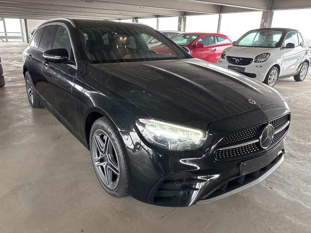Mercedes-Benz E 300 2022