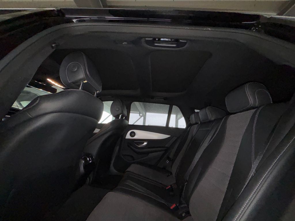 Mercedes-Benz E 300 2022