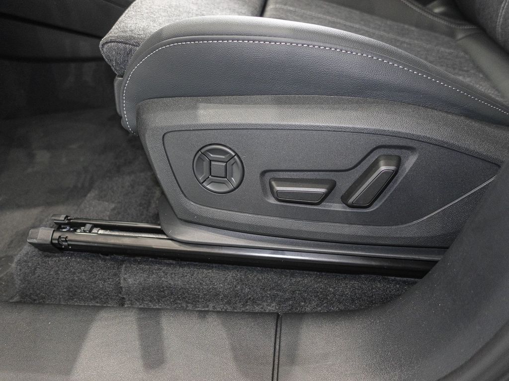 Audi Q6 e-tron 2026