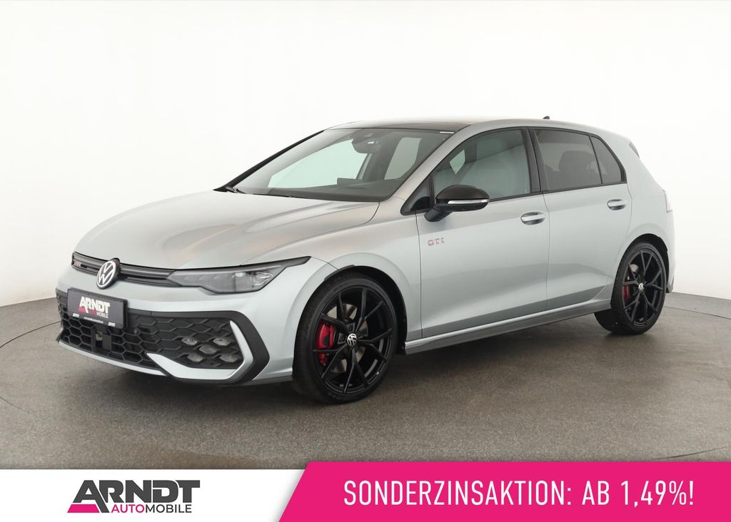 Volkswagen Golf 2025