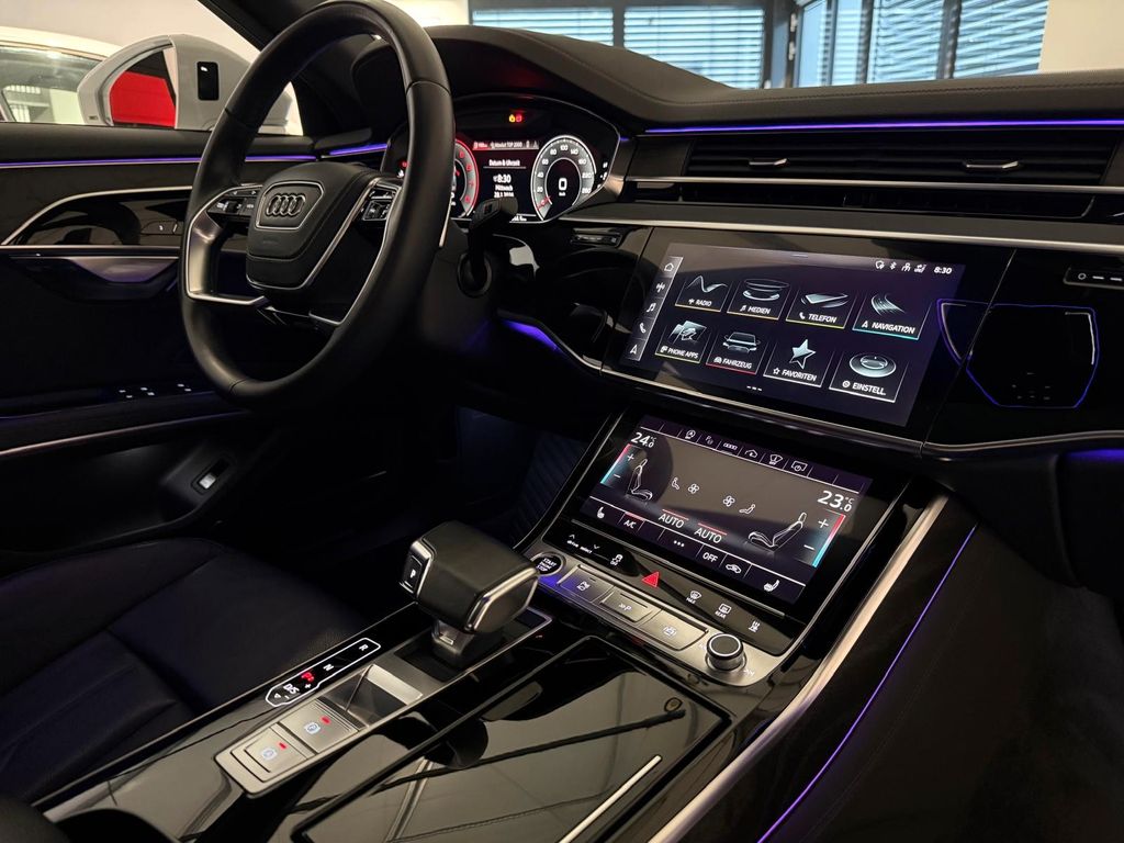 Audi A8 2022