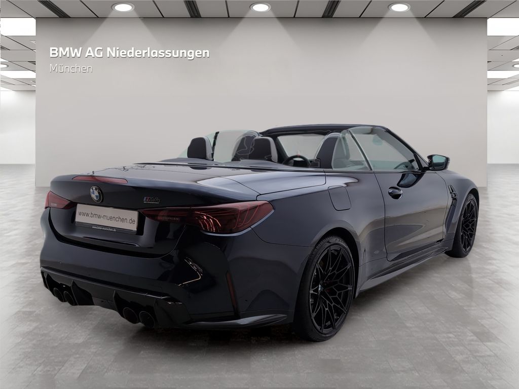 BMW M4 2025