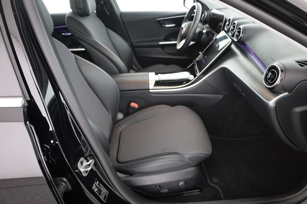 Mercedes-Benz C 200 2024