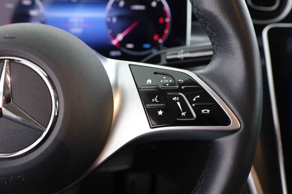 Mercedes-Benz C 200 2024