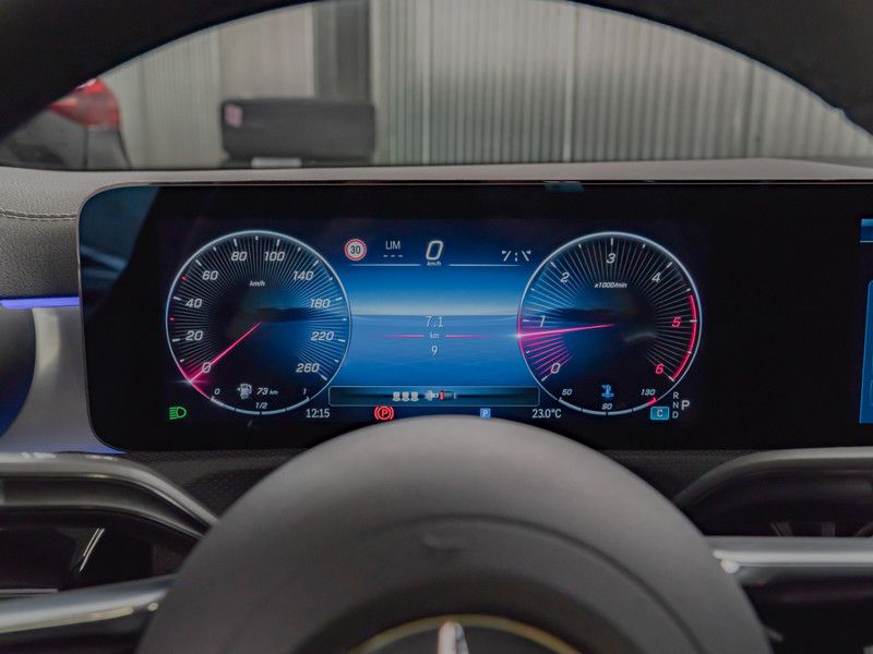 Mercedes-Benz CLA 220 2025