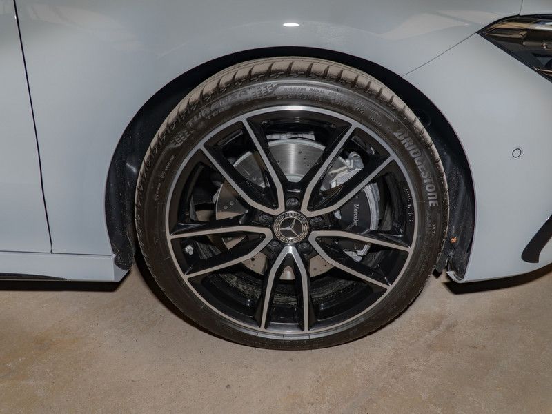 Mercedes-Benz CLA 220 2025