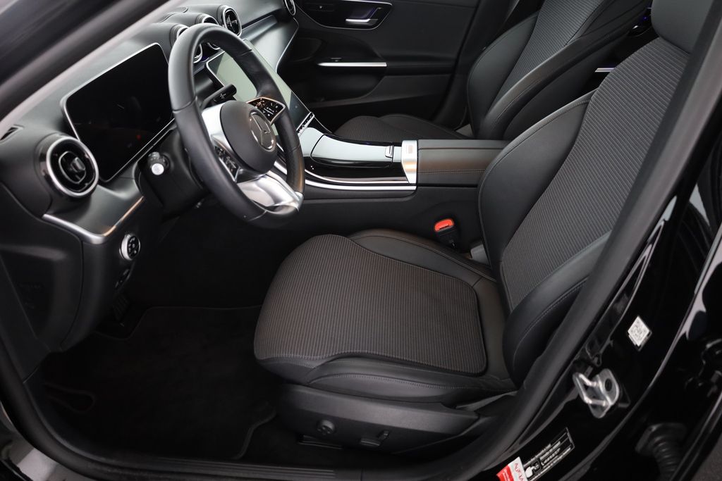 Mercedes-Benz C 200 2024