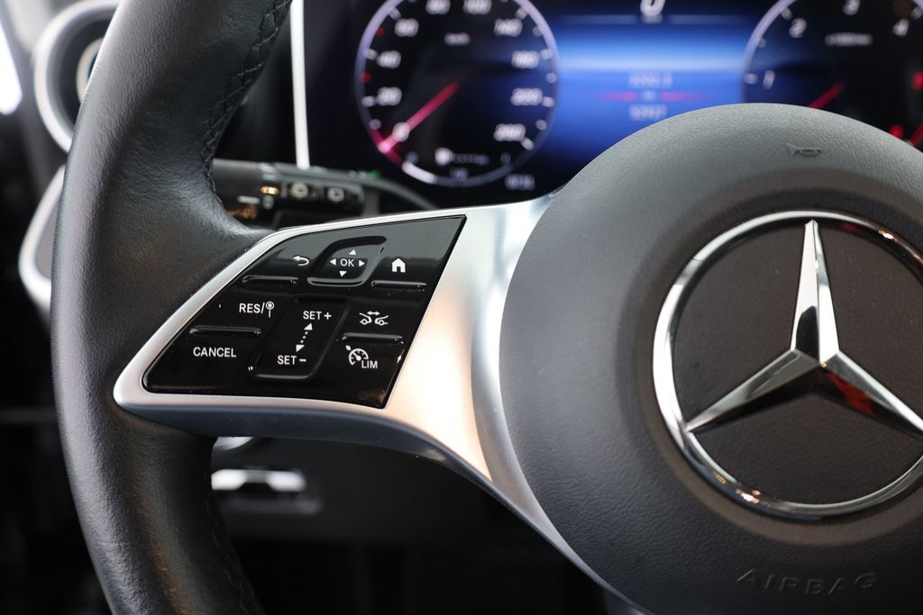 Mercedes-Benz C 200 2024