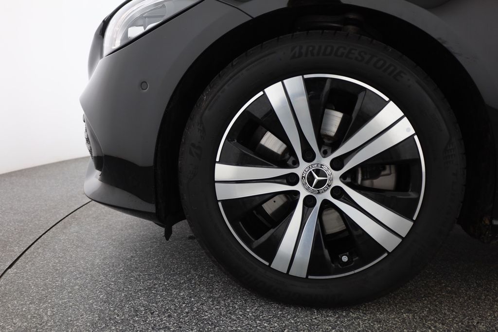 Mercedes-Benz C 200 2024