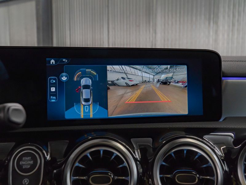 Mercedes-Benz CLA 220 2025