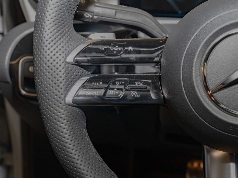 Mercedes-Benz CLA 220 2025