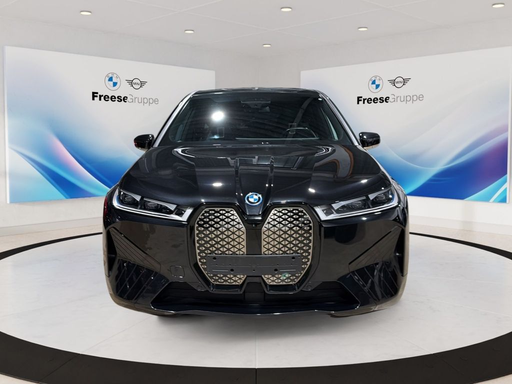 BMW iX 2022